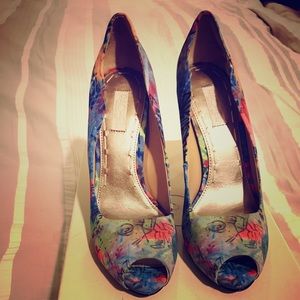Rachel Roy Graffiti Pumps