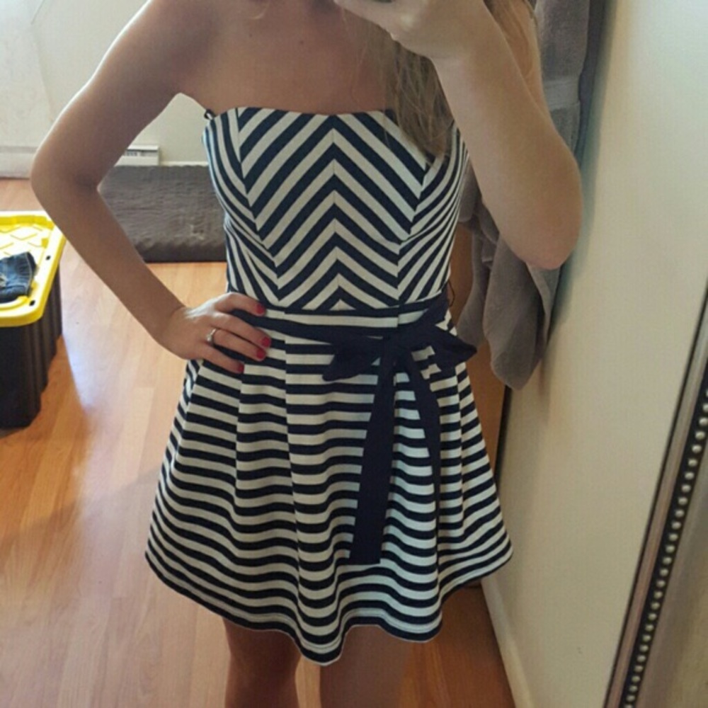 NWOT urban outfitters striped strapless dress