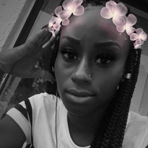 Meet your Posher, Kierra