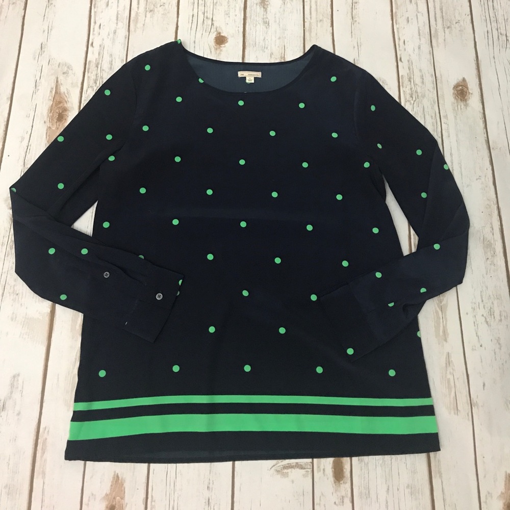 Beautiful navy blouse with green detail