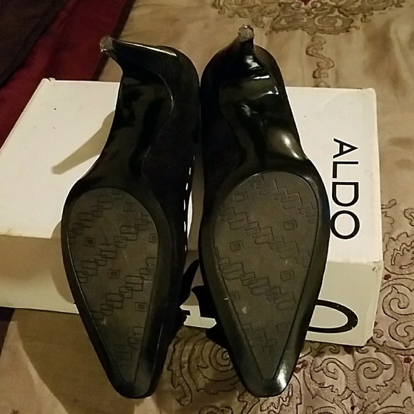 Black suede shoes - Picture 2 of 3