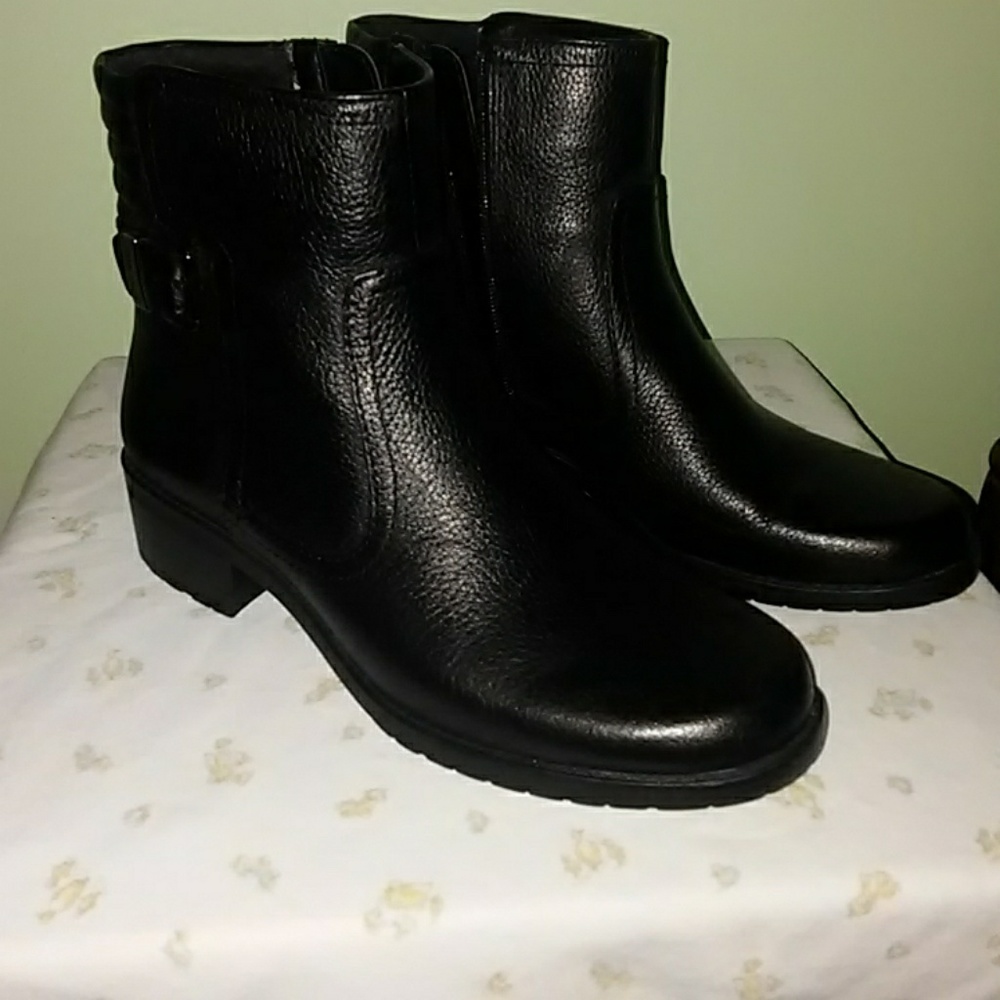 Anne Klein Sport Black Leather Booties Sz 7.5