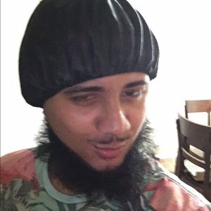 Meet your Posher, Dakota