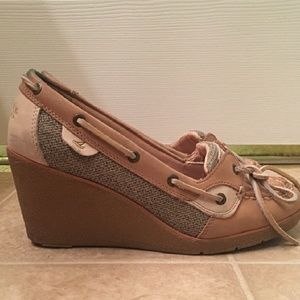 Sperry wedge boat shoes!⚓🚤