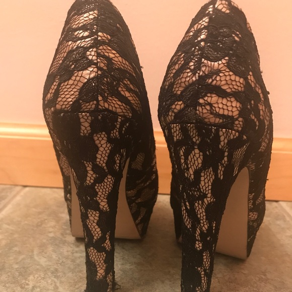 Embroidered Lace Madden Girl Heels - Picture 4 of 4