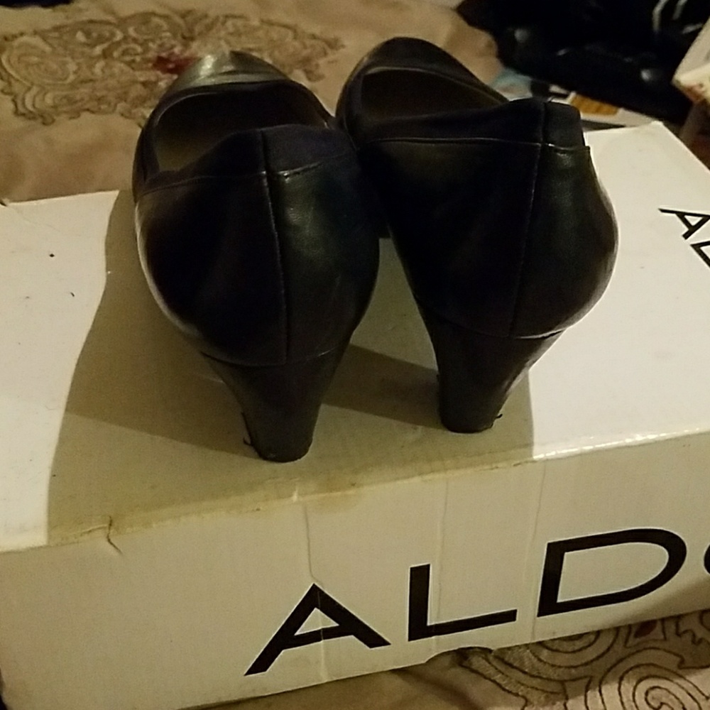 Shoes - Picture 2 of 3
