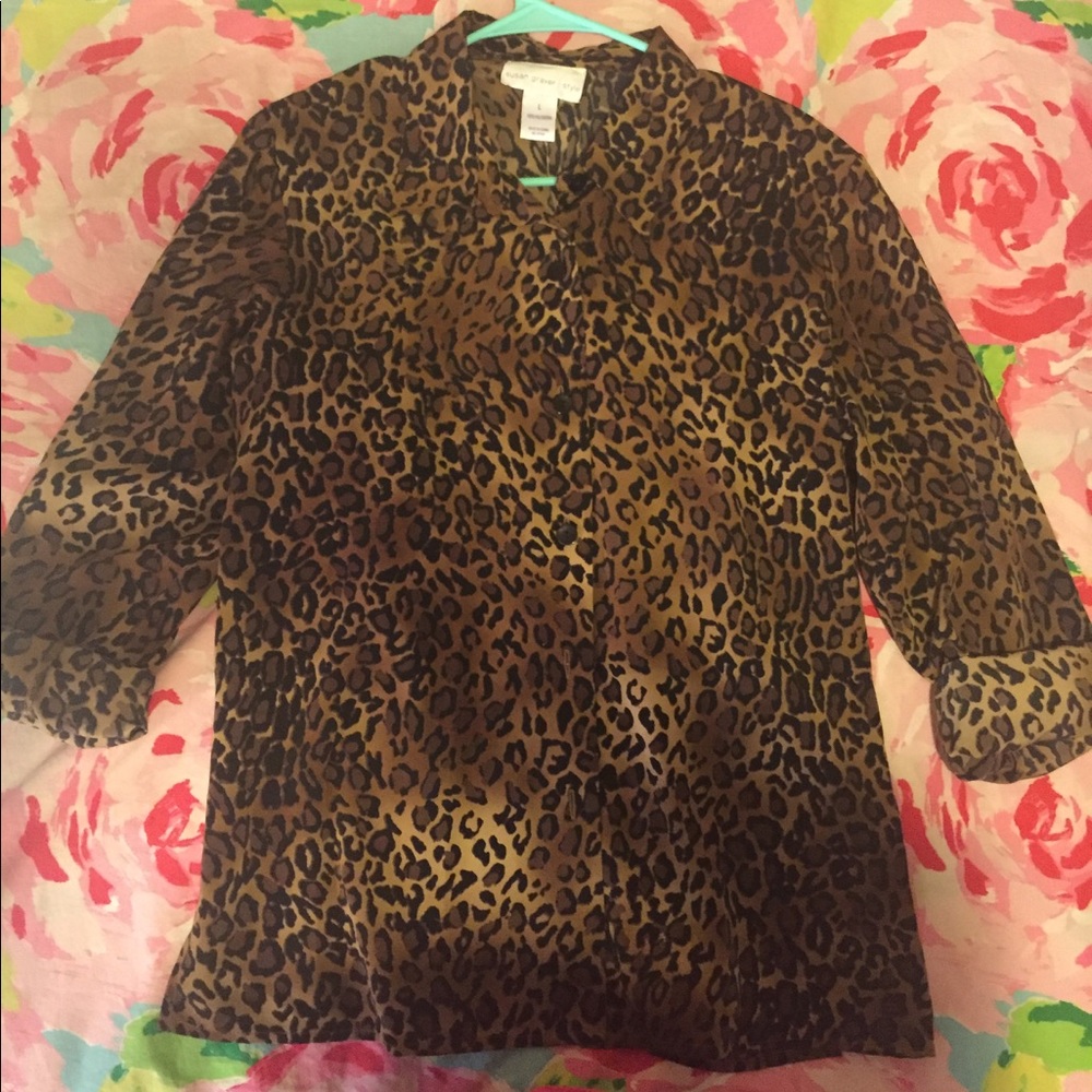 BUNDLED! Susan Graver Dark Leopard Blouse