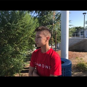 Meet your Posher, Ethan