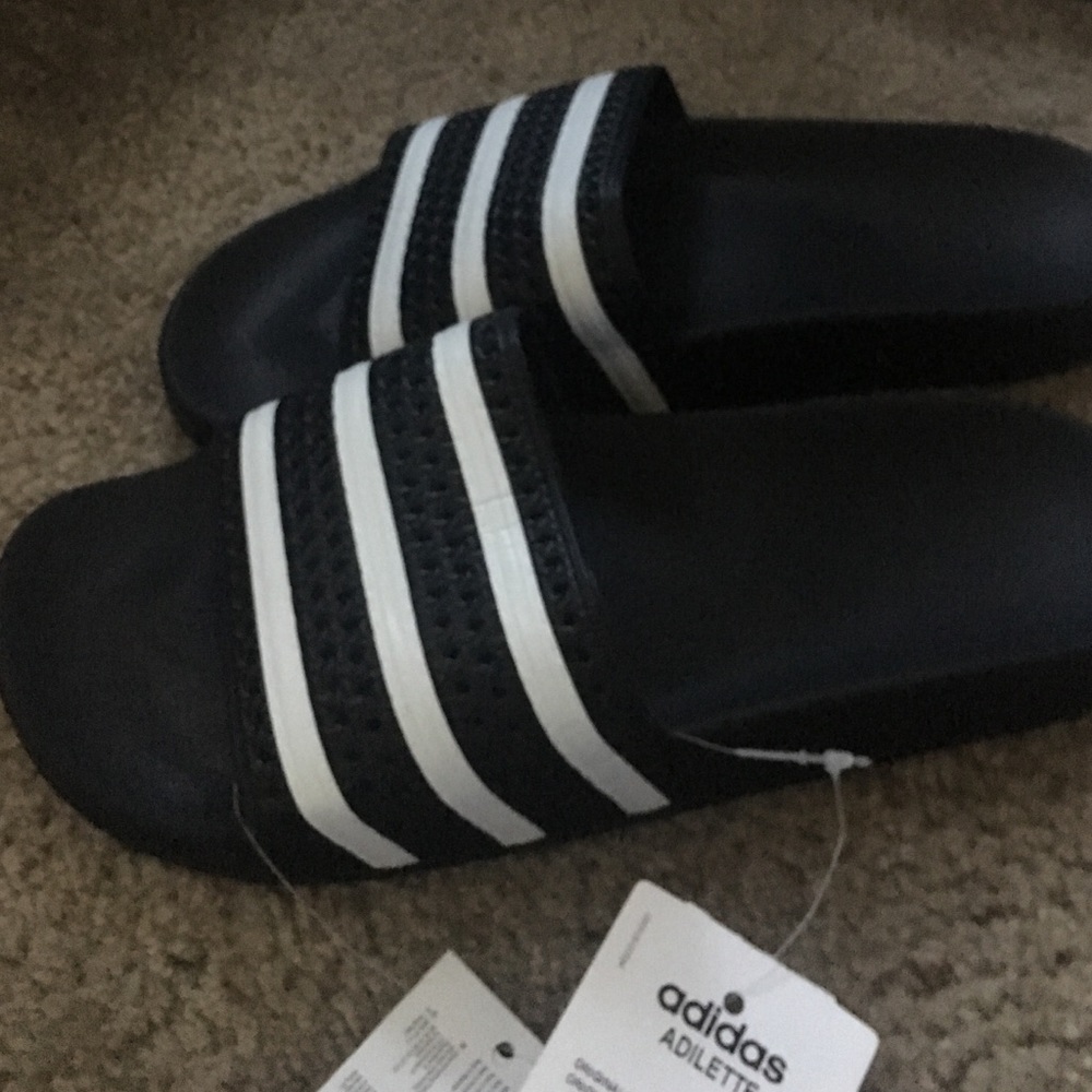 ADIDAS SLIDES(WOMEN) NWT