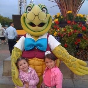 Meet your Posher, Melissa