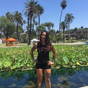 Meet your Posher, Eva