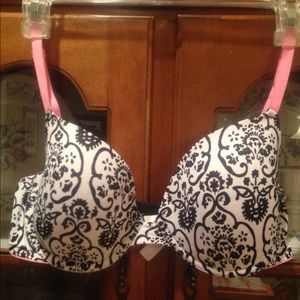 Victoria Secret Bra