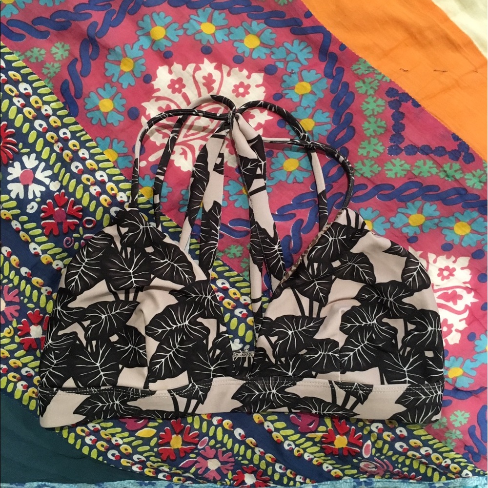 Acacia Elephant in Black Awapui Top