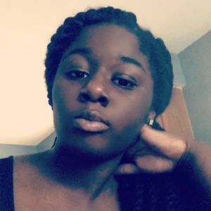 Meet your Posher, Leah