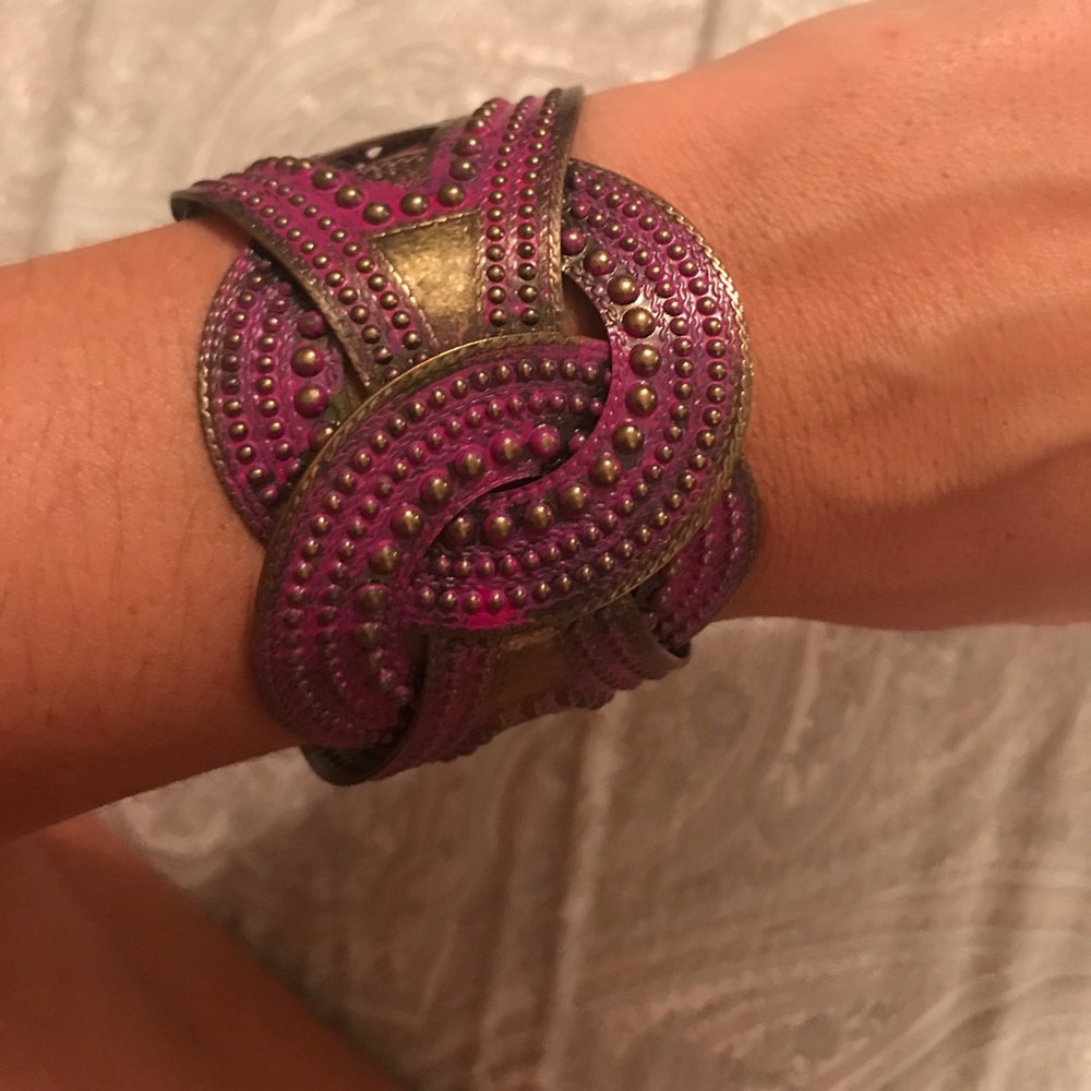 Pink, metal bracelet
