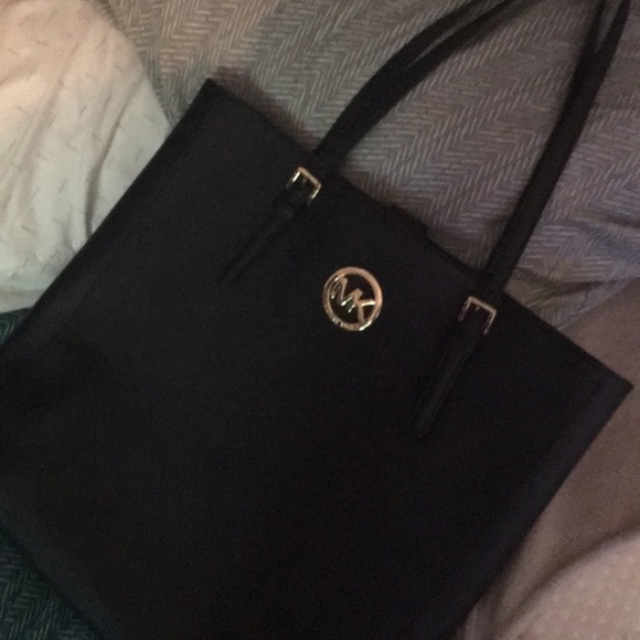 MK tote - Picture 3 of 5