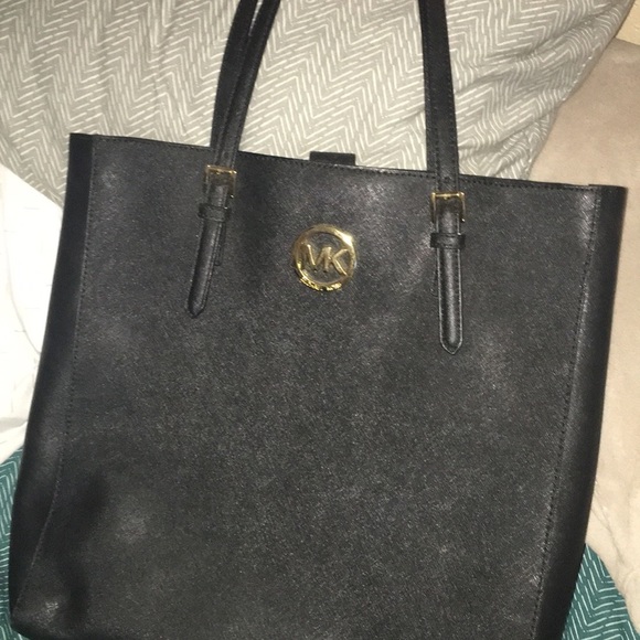 MK tote - Picture 5 of 5