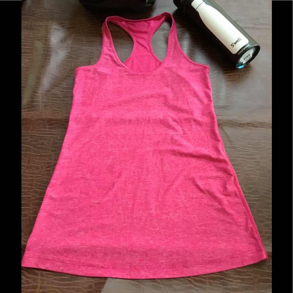 Lululemon Cool Racerback in pink
