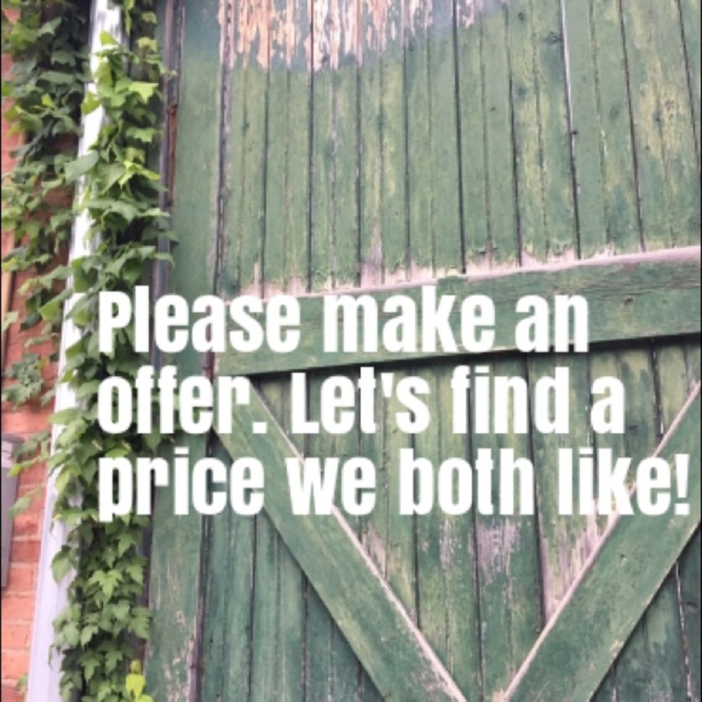 I'm open to offers. 🛍👗👠Check out my closet!