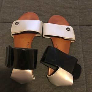 Volcom Sandals Size 9 - minor wear and tear