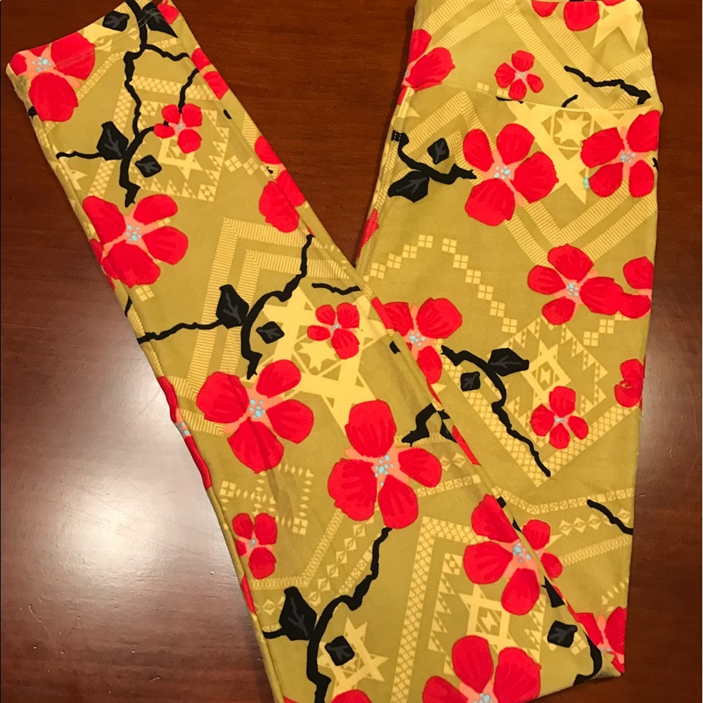 New LuLaRoe Leggings - OS - NWT