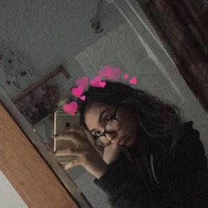 Meet your Posher, Laila