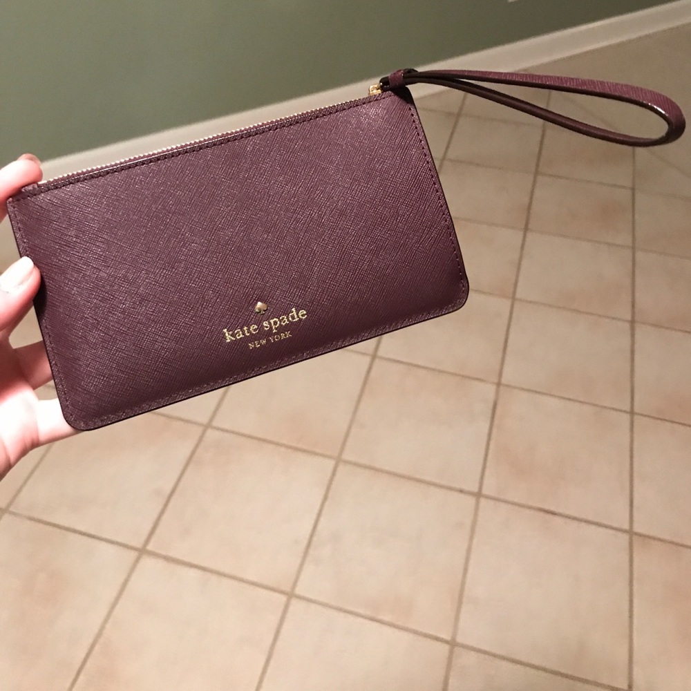 Kate Spade Cedar Street Karolina Wristlet