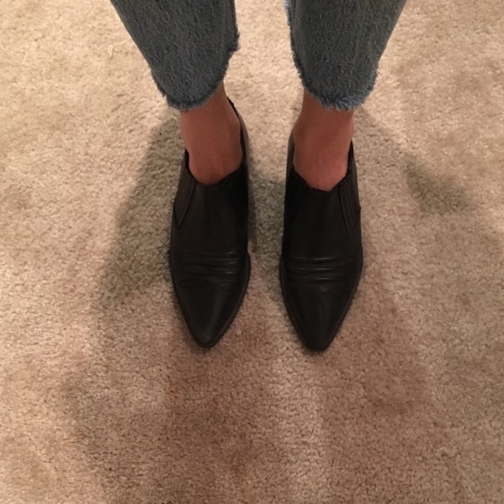 Vintage guess ankle boot