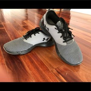 Under Armour Men's UA Flow Sweater Running Shoe