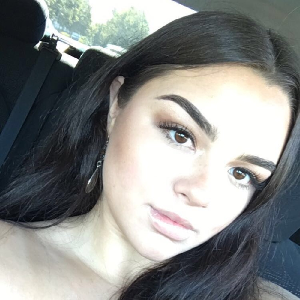 Meet your Posher, Maritza