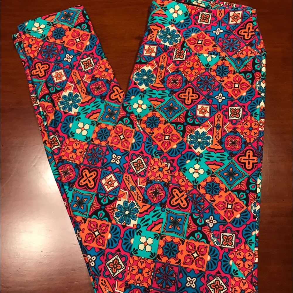 New LuLaRoe Leggings - OS - NWT