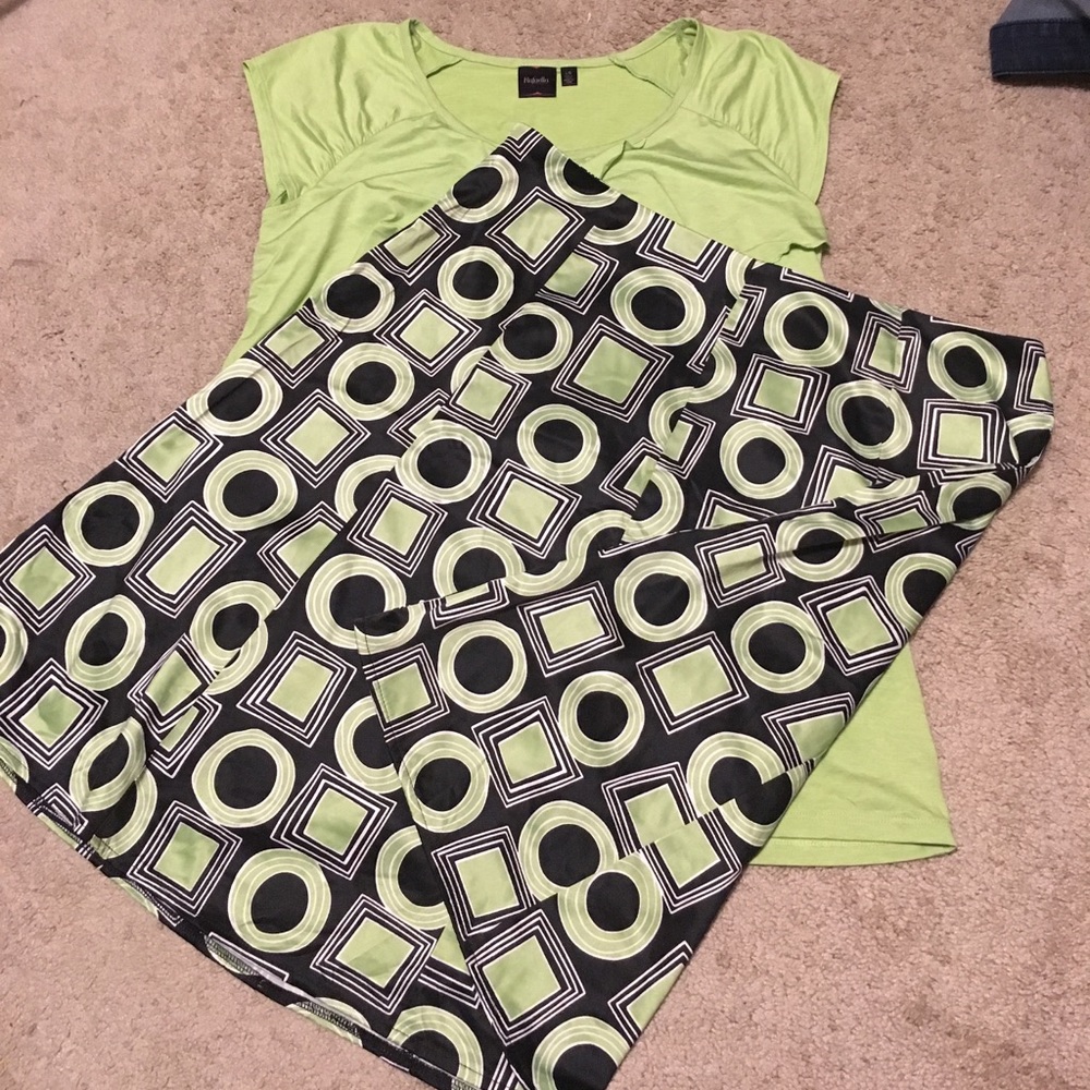 Silky Circle and Square Pattern Skirt