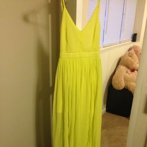 Neon yellow backless chiffon dress