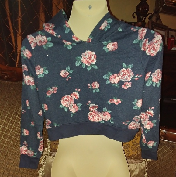 Cute!! Guess girls crop top hoodie, size 8, - Picture 1 of 4