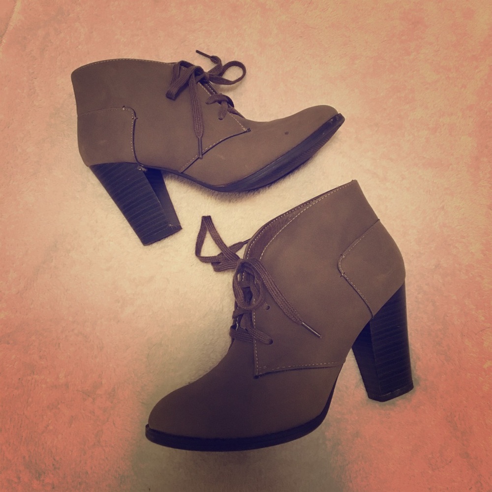 Fall booties - Picture 2 of 3