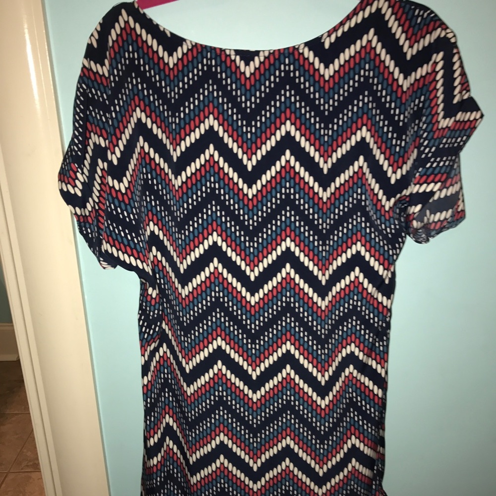 Pattern Dress - Picture 3 of 3