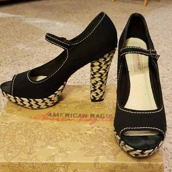 Peep Toe Espadrilles Heels - Size 8.5M - Picture 4 of 8
