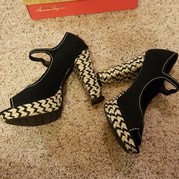 Peep Toe Espadrilles Heels - Size 8.5M - Picture 5 of 8