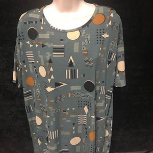 LuLaRoe XXS Irma top