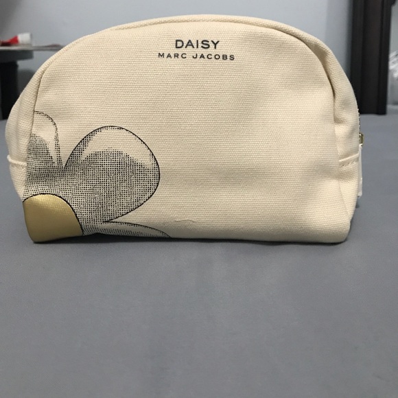 Marc Jacobs Handbags - Marc Jacobs: Makeup Pouch