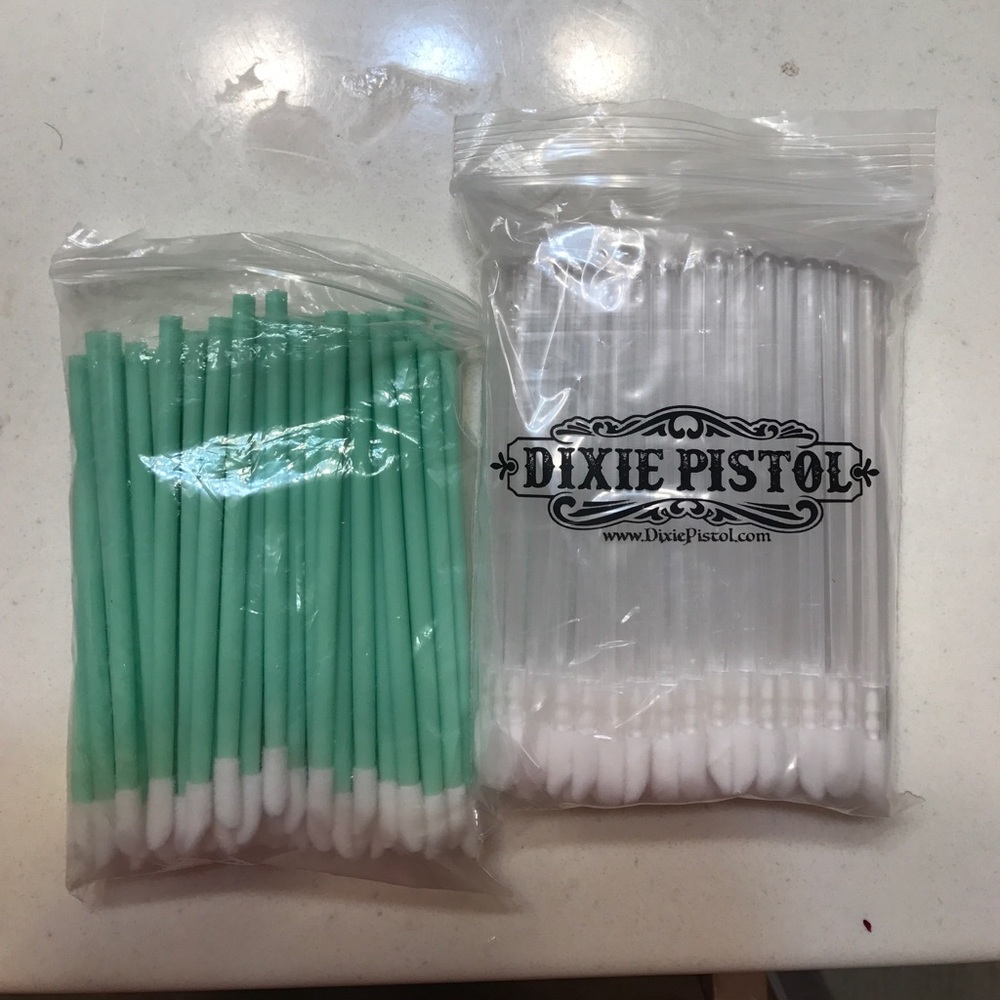 Lipgloss applicators