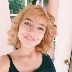 Meet your Posher, Natalie