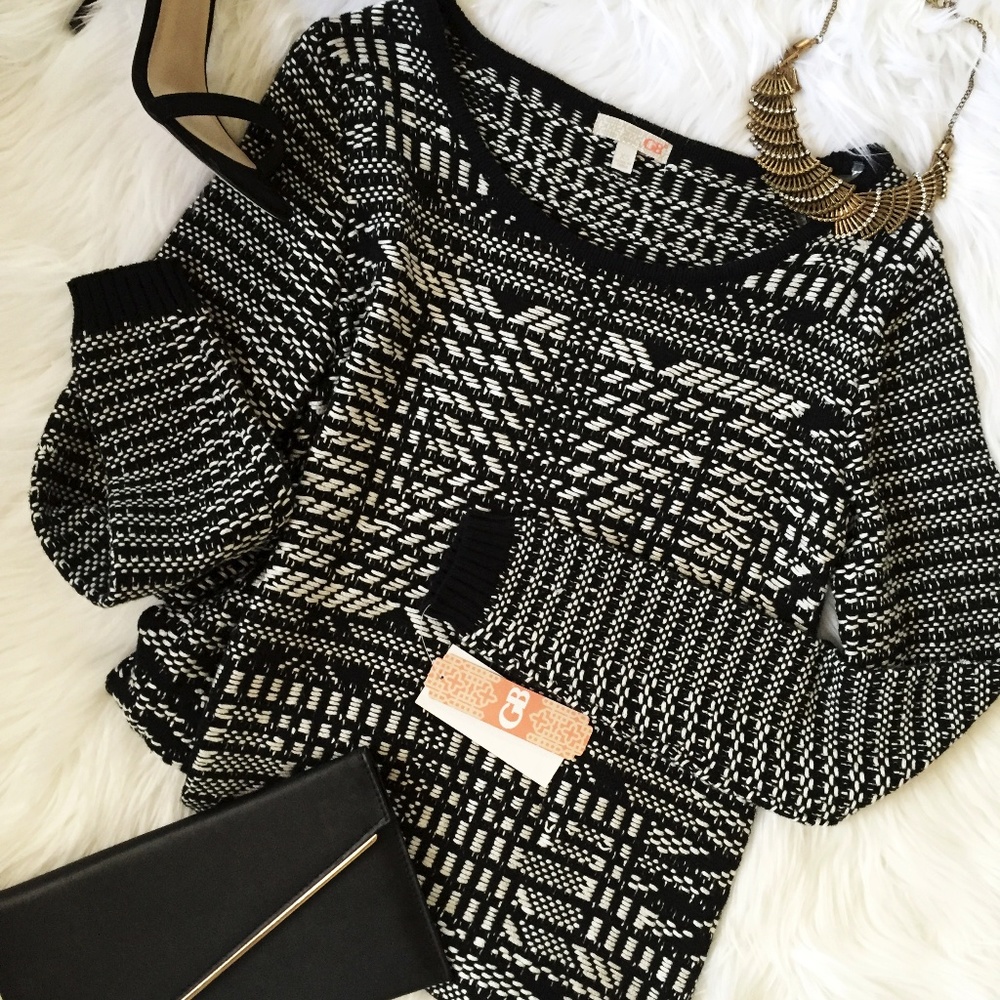 Gianni Bini Black and White Stitched Sweater