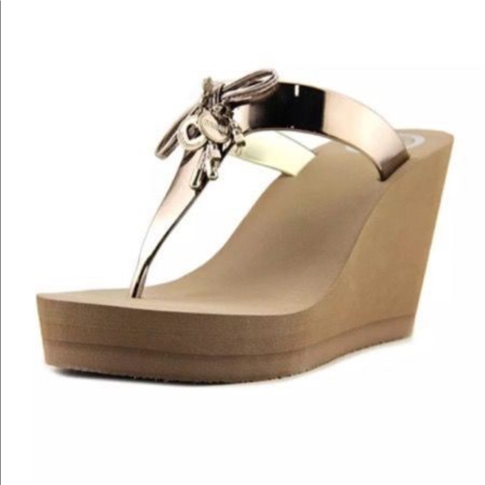 Woman shoes
