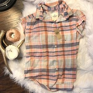 American Eagle Plaid Button Down Shirt