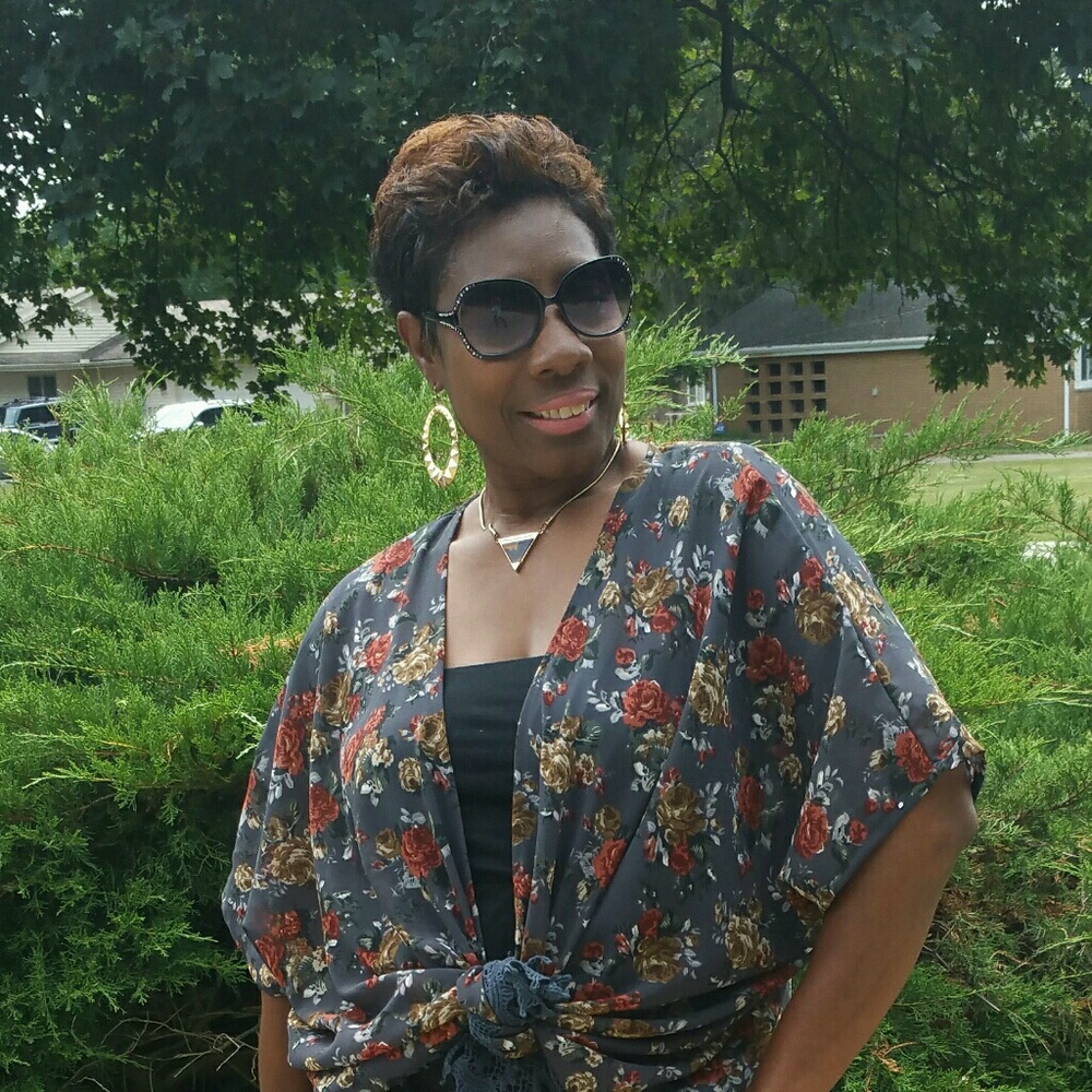 Meet your Posher, Violet