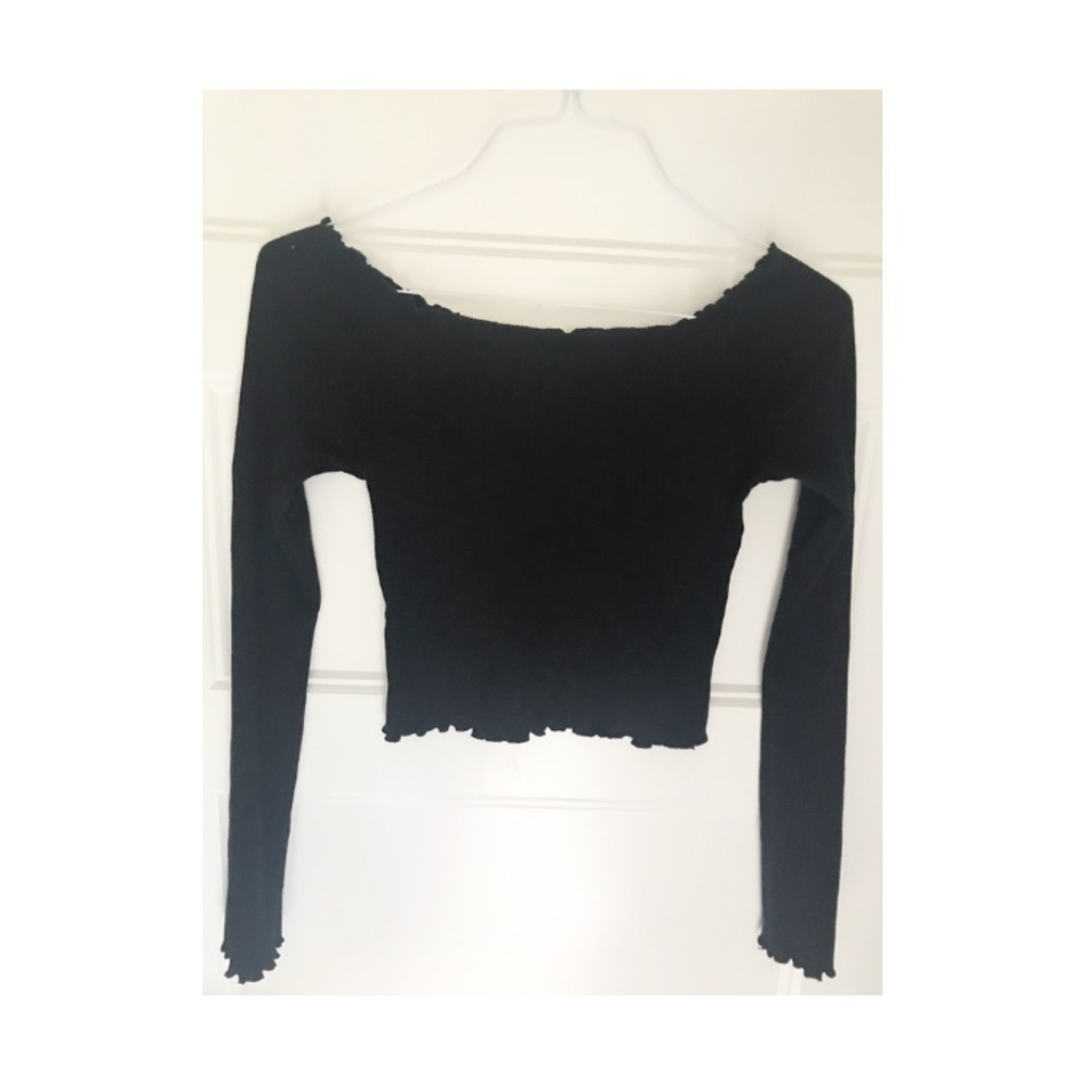 Brandy Melville off shoulder