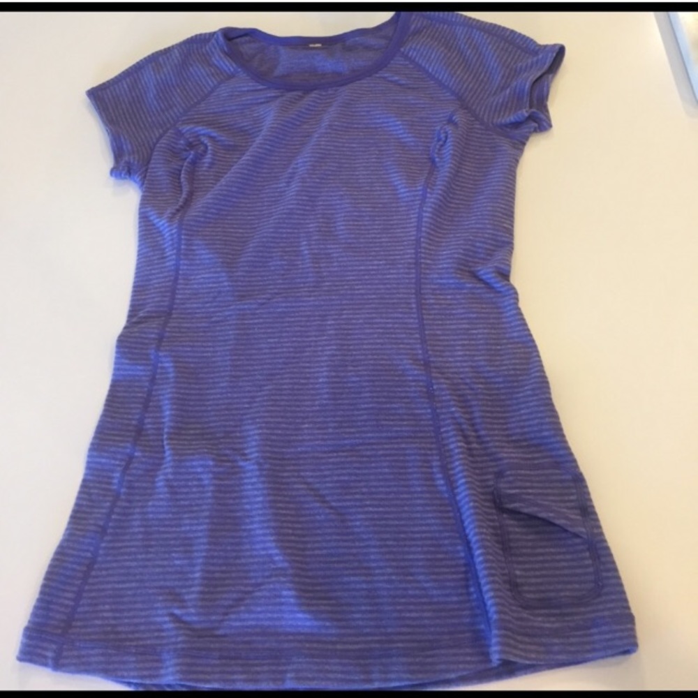 🍋Lululemon reversible top 8