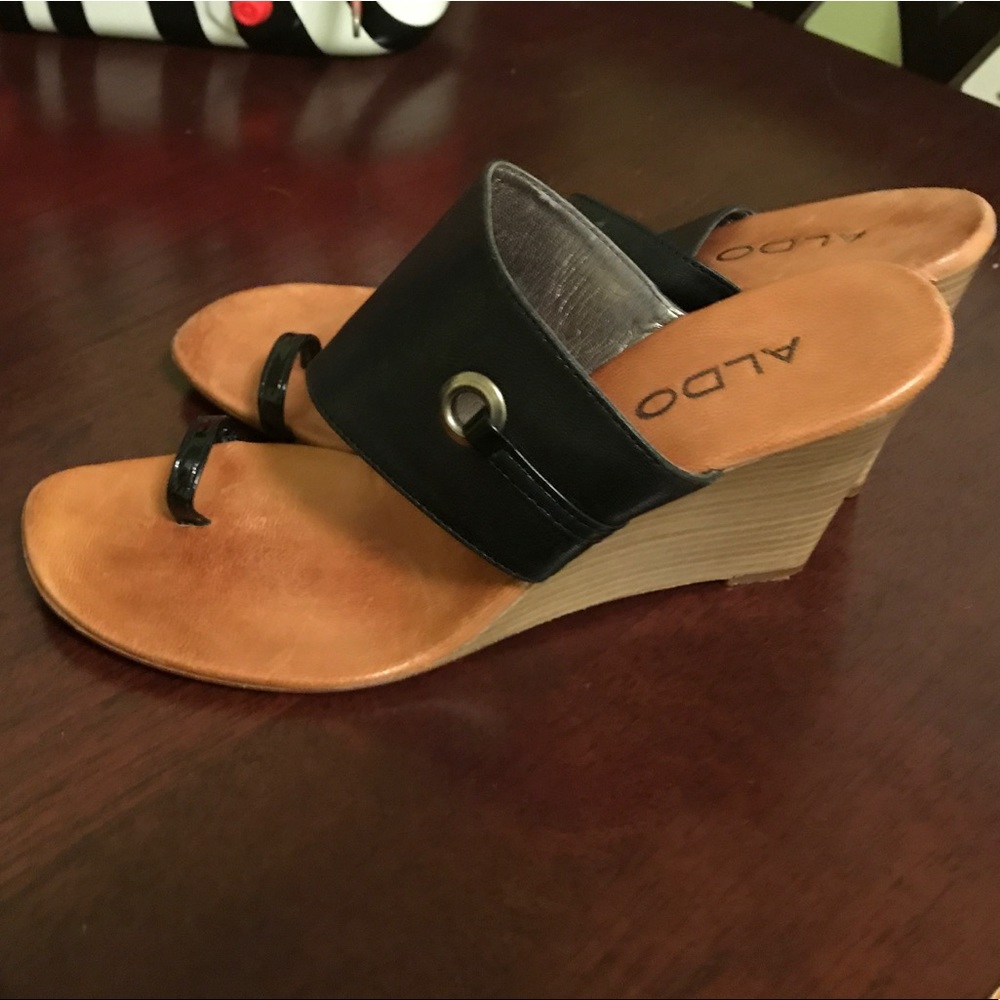 Aldo wedge sandals worn 1x