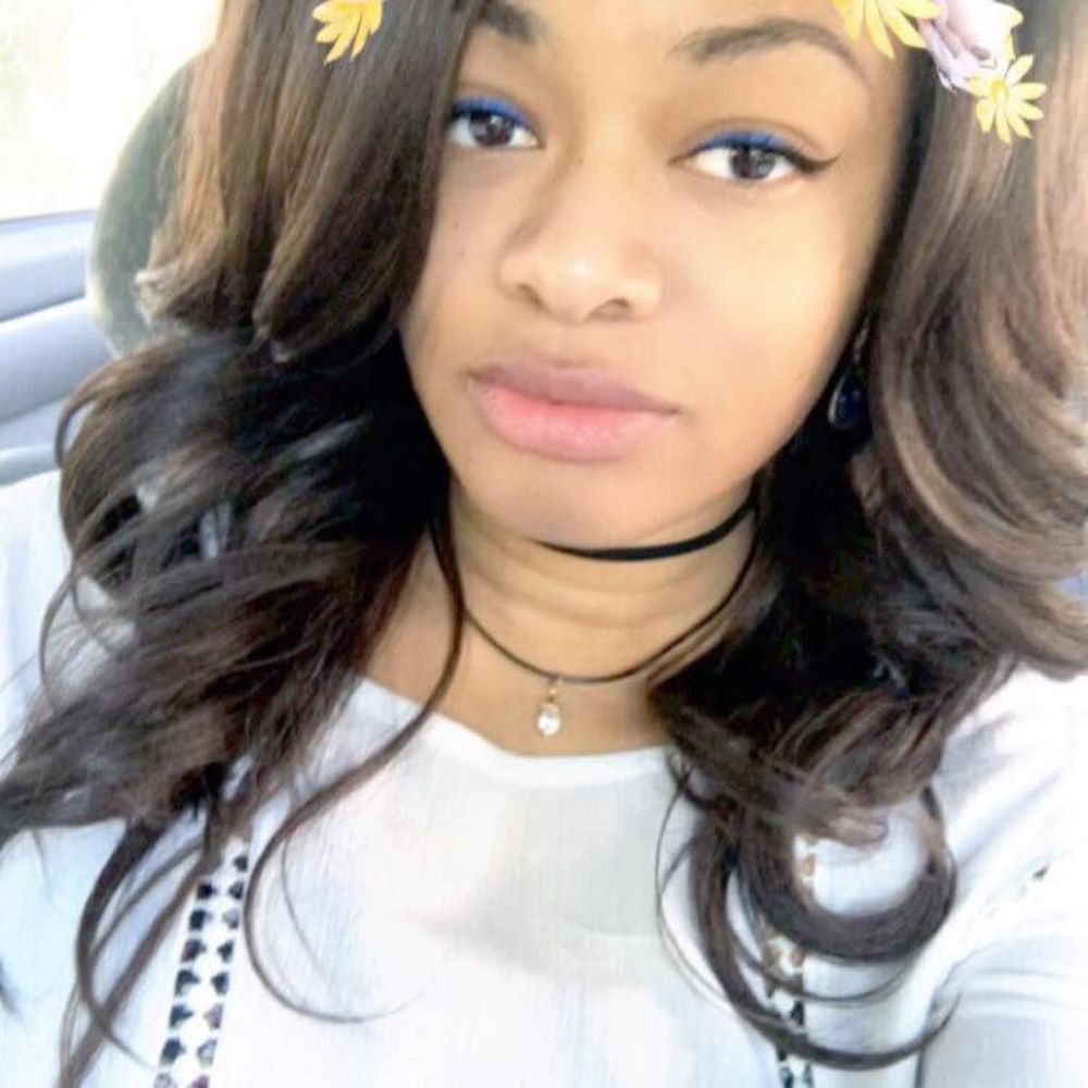 Meet your Posher, Jasmine